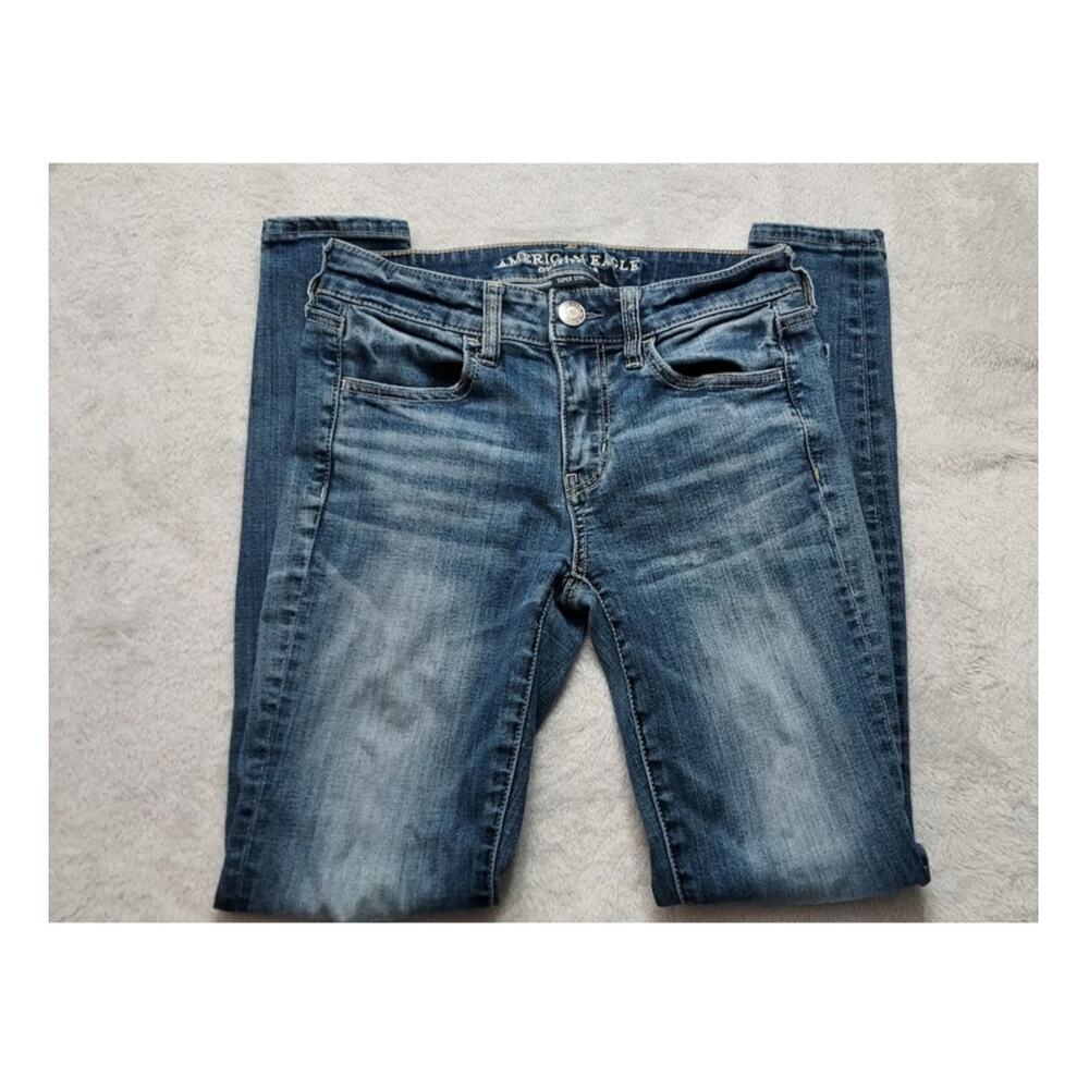 American Eagle Super Stretch Skinny Jeans Size 2